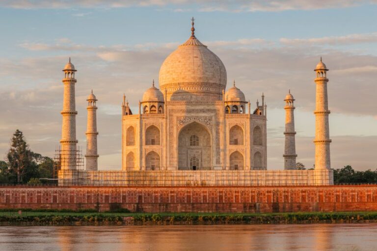 Best Sunrise Taj Mahal Tour Guide: Exact Timings, Tickets & Tips