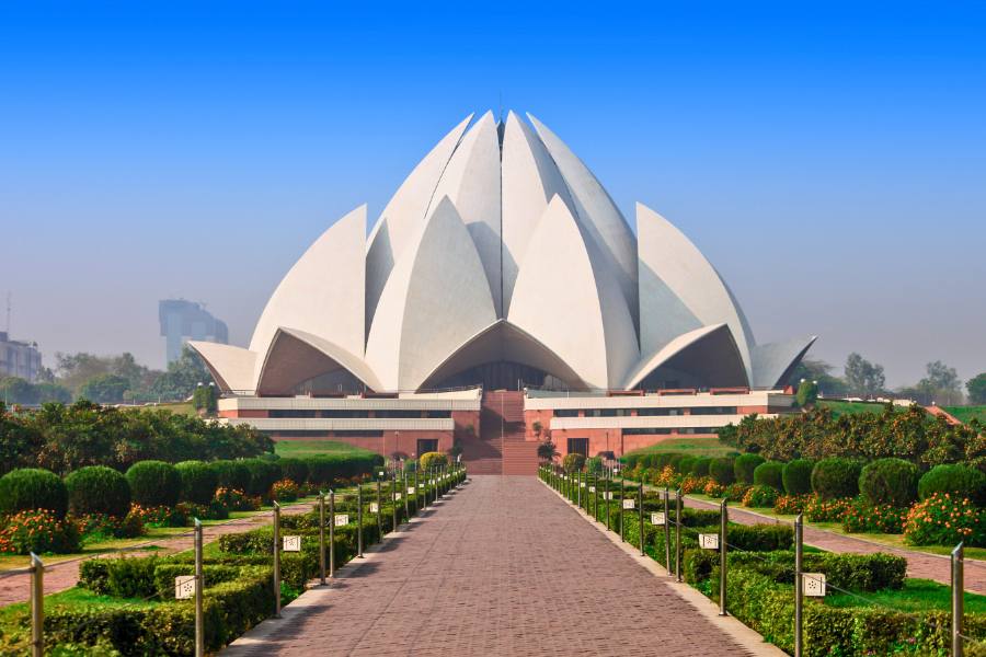 Top 10 Places to Visit in Delhi for First-Time Travelers