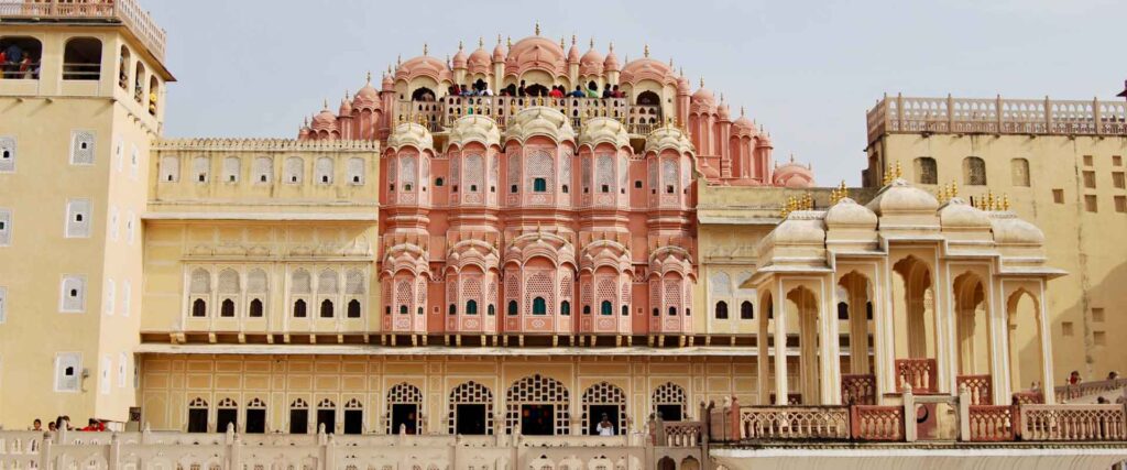 Student Travel: Affordable Adventures Unveiled in India