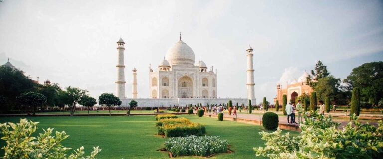 The Ultimate Guide to the Taj Mahal Tour in India